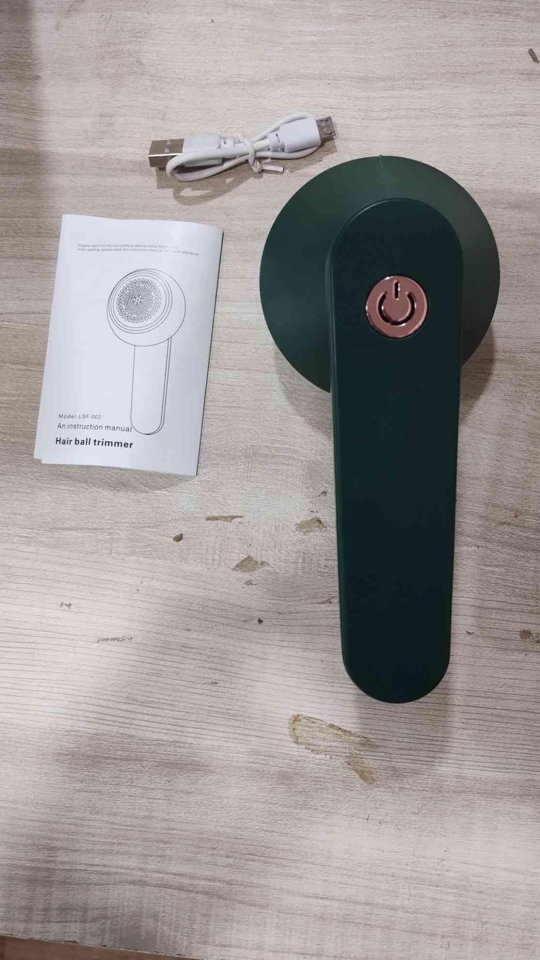 Wireless Fabric Shaver and Lint Remover for Clothes (Ideal for Sweaters and Fabric Care)